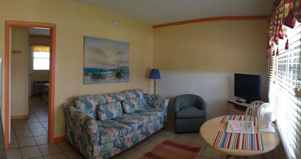 Pelican Post - Bradenton Beach Motel Esterno foto